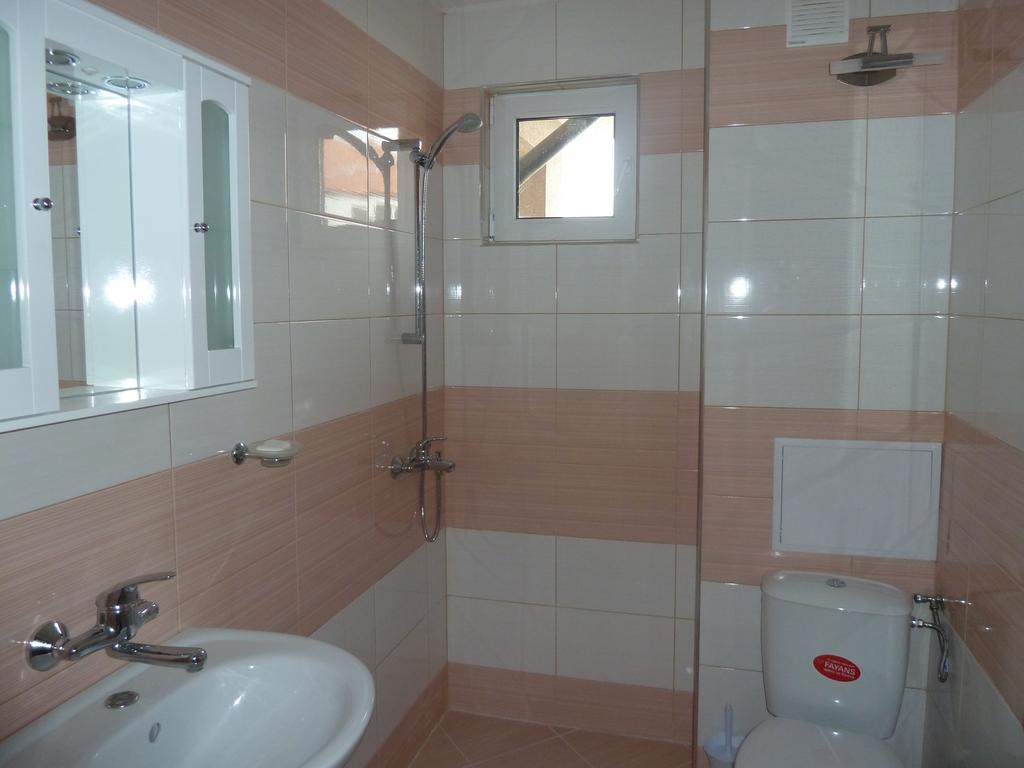 Anfid Apartments Burgas Bagian luar foto