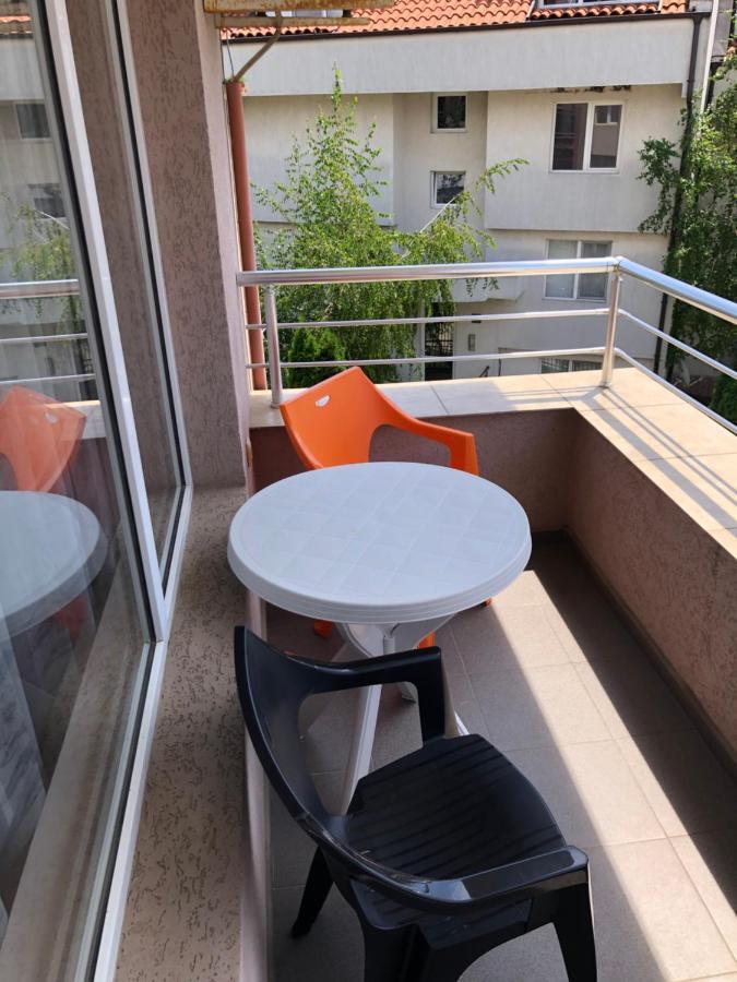 Anfid Apartments Burgas Bagian luar foto